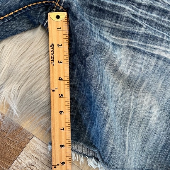 Southpole Y2K Men's Denim Shorts Size 36 Distressed Raw Hem Color Blue - Picture 10 of 12